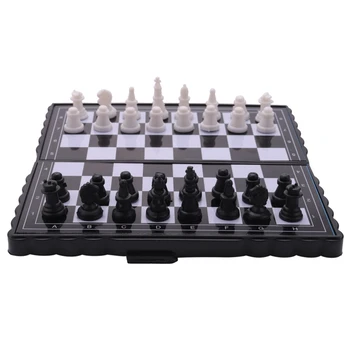 5 X 5 Palca Šach Prenosné Plastové Skladacie Doska S Magnetický Šach Hra Mini Šach, Puzzle Party, Rodinné Udalosti