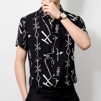 Bežné 2020 Letné Tričko Muž Muž Košele Kvalitnú Módu Fáze Show Šaty Retro Tričko Mužov Krátky Rukáv Camisa Flores Hombre